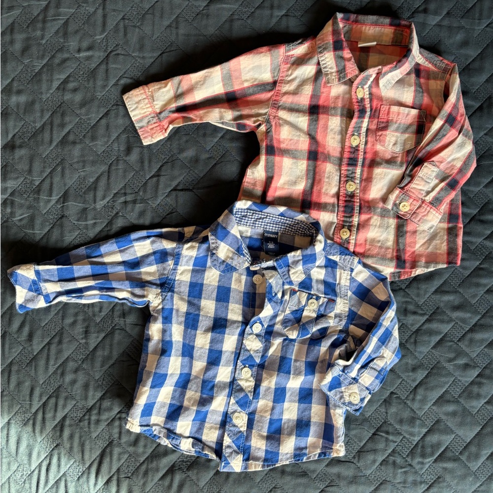 Old navy baby button down bundle 3-6m